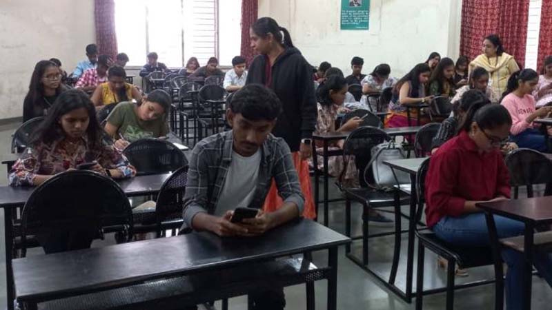 Industrial Visit 1 Industrial Visit 1